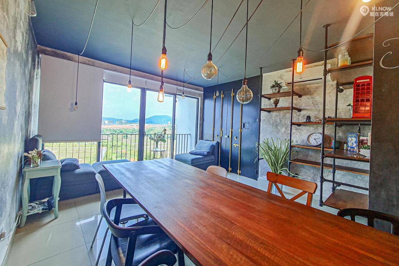 Miko'S Studio At Trefoil Setia Alam Apartment Exterior photo