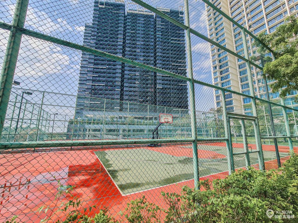 Miko'S Studio At Trefoil Setia Alam Apartment Exterior photo