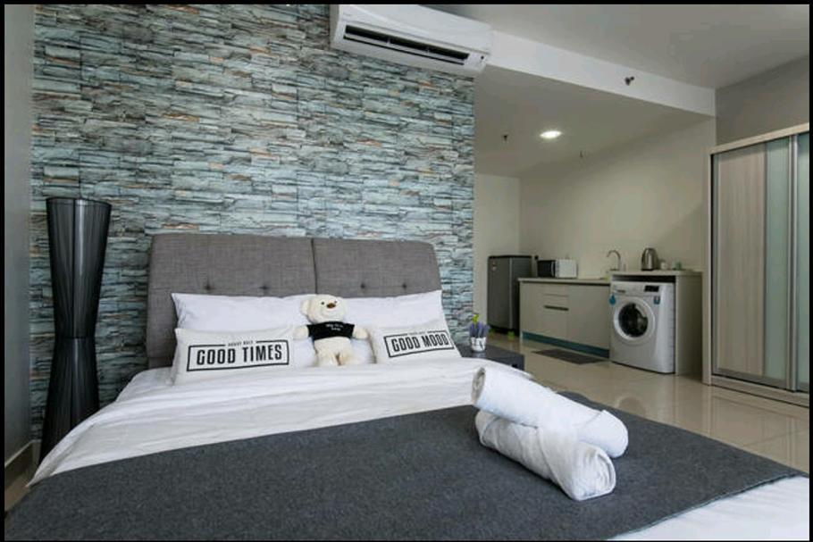 Miko'S Studio At Trefoil Setia Alam Apartment Exterior photo